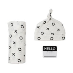 Lulujo Hello World Newborn Hat & Swaddle Set Hugs & Kisses